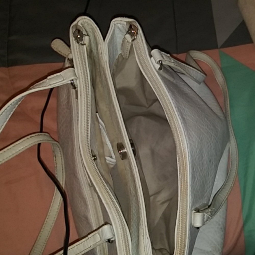 Purse - Picture 2 of 2